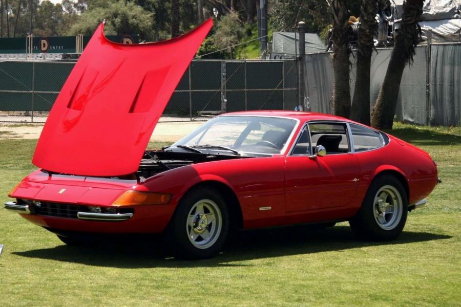  Ferrari 365 GTB/4 1971 года  (фото 12 из 15)